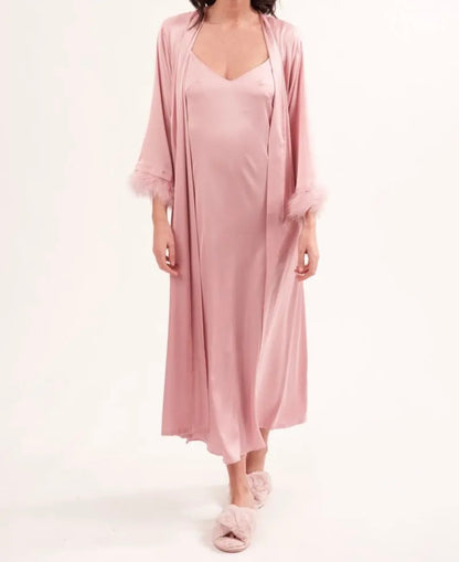 Peignoir Femme Satin Rose avec Plumes – Élégance et Raffinement